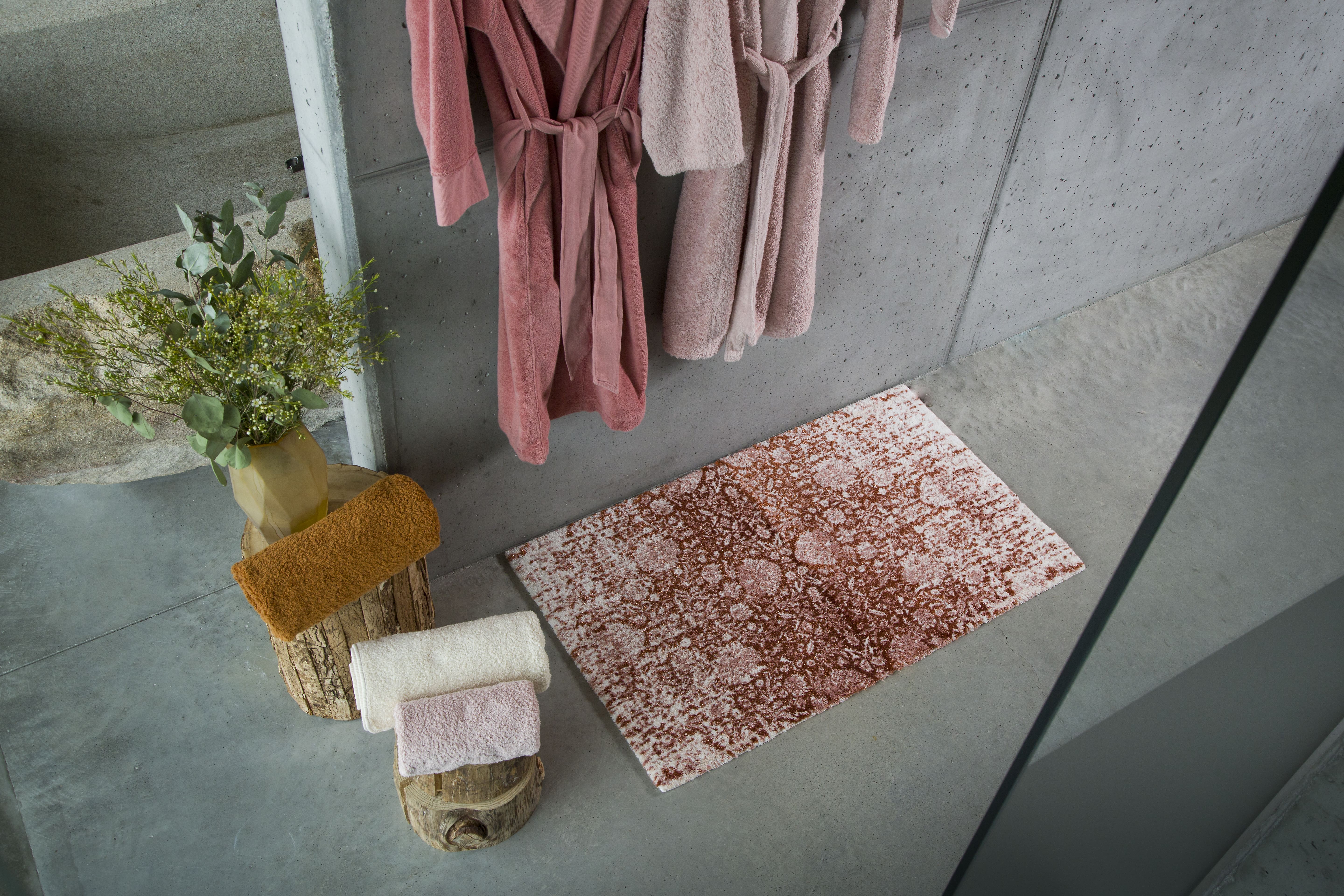 tapis de bain serviette et peignoir coton